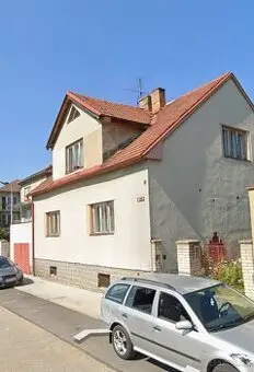 RODINNÝ DŮM JIŽNÍ ČECHY,CIHLA,OV,4+1,POZEMEK 755M2,TOP CENA