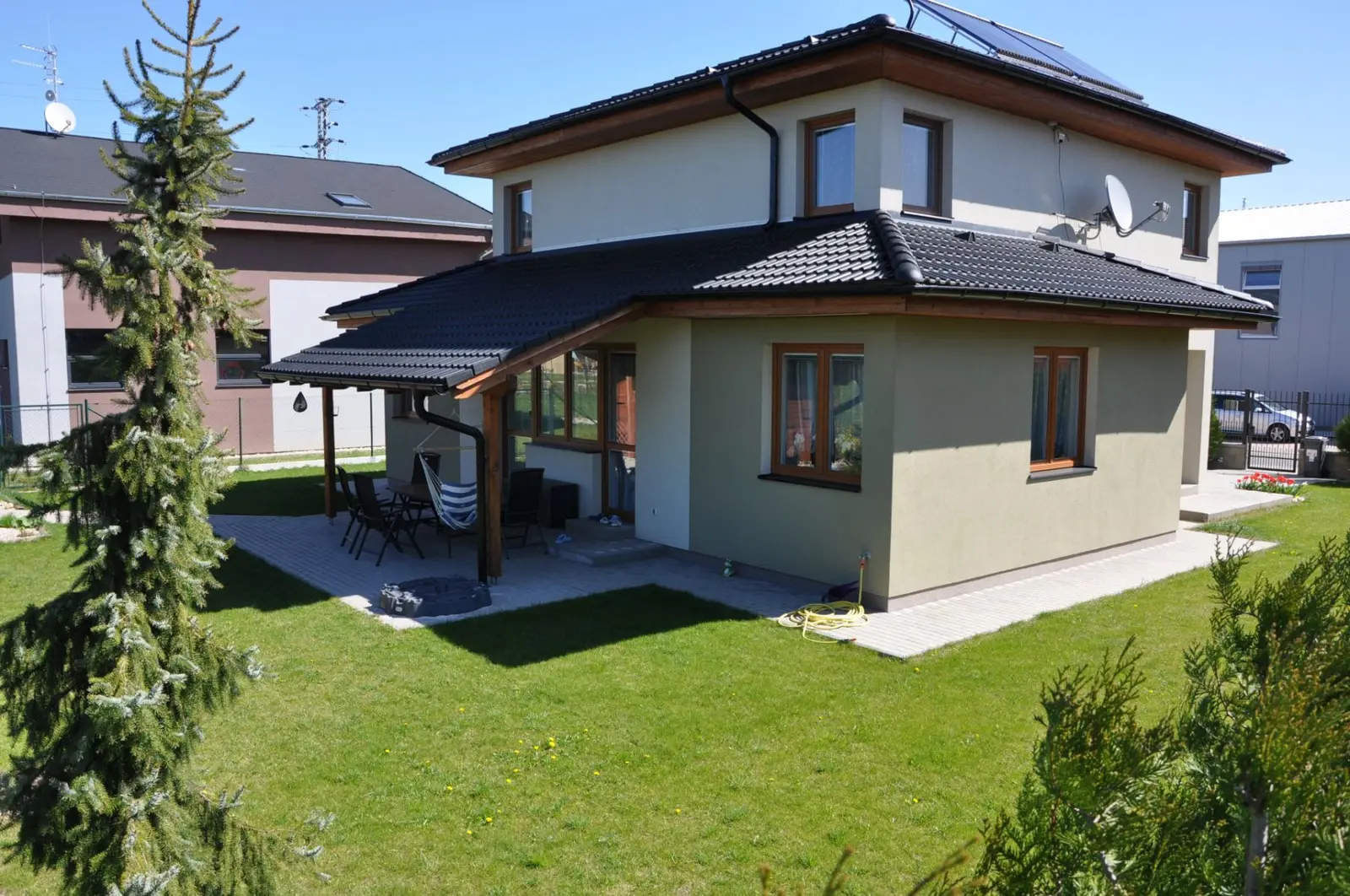 Pronájem domu 190 m², pozemek 680 m², U Váhy, Šestajovice