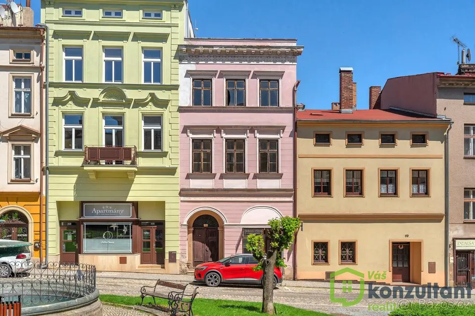 Prodej rodinného domu 259 m², Broumov, ev.č. 01022