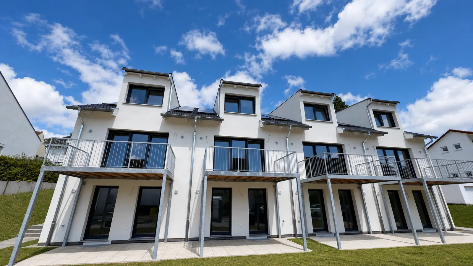 Pronájem domu 136 m², pozemek 144 m², Steinenbronner Straße 31/1, Sindelfingen