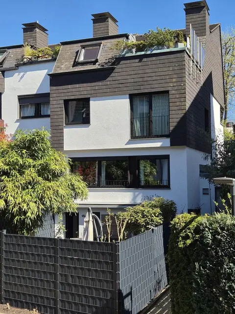 Prodej bytu 5+1 150 m², Am Gerichtshaus 45 a, Essen