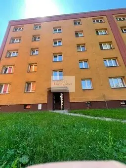 Prodej bytu 2+1 Božkova s lodžií, Karviná