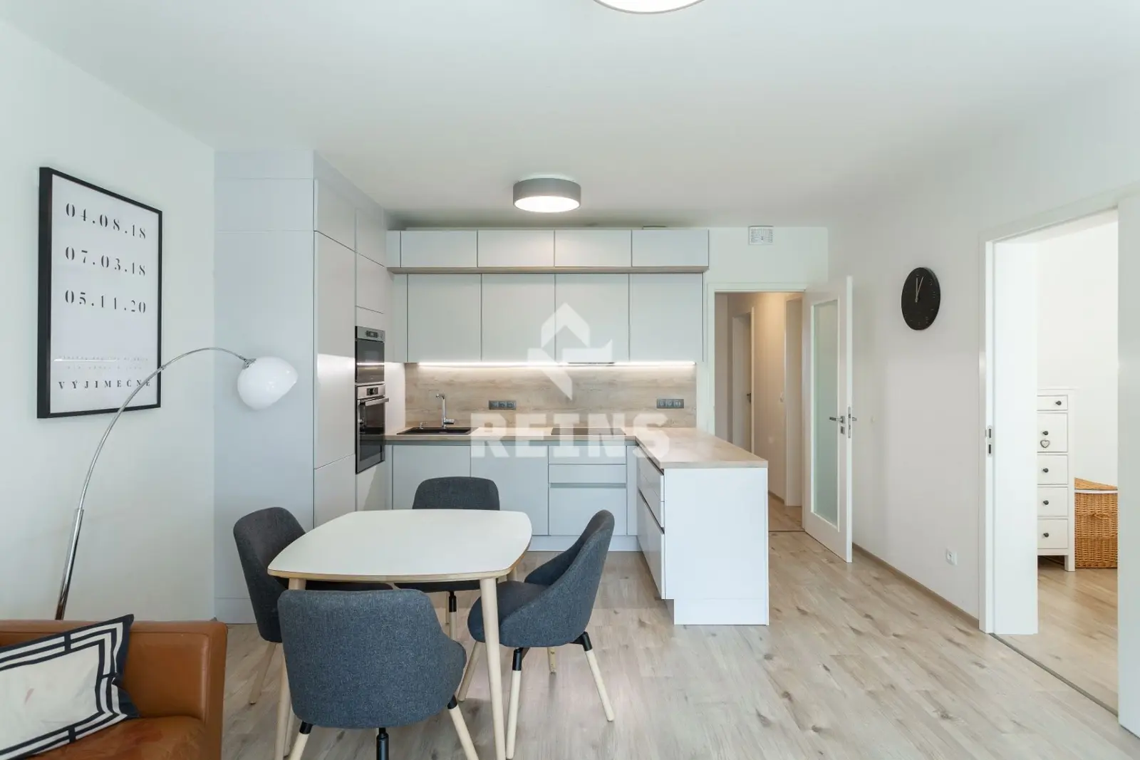 Prodej bytu 4+kk 146 m², Hornoměcholupská, Praha