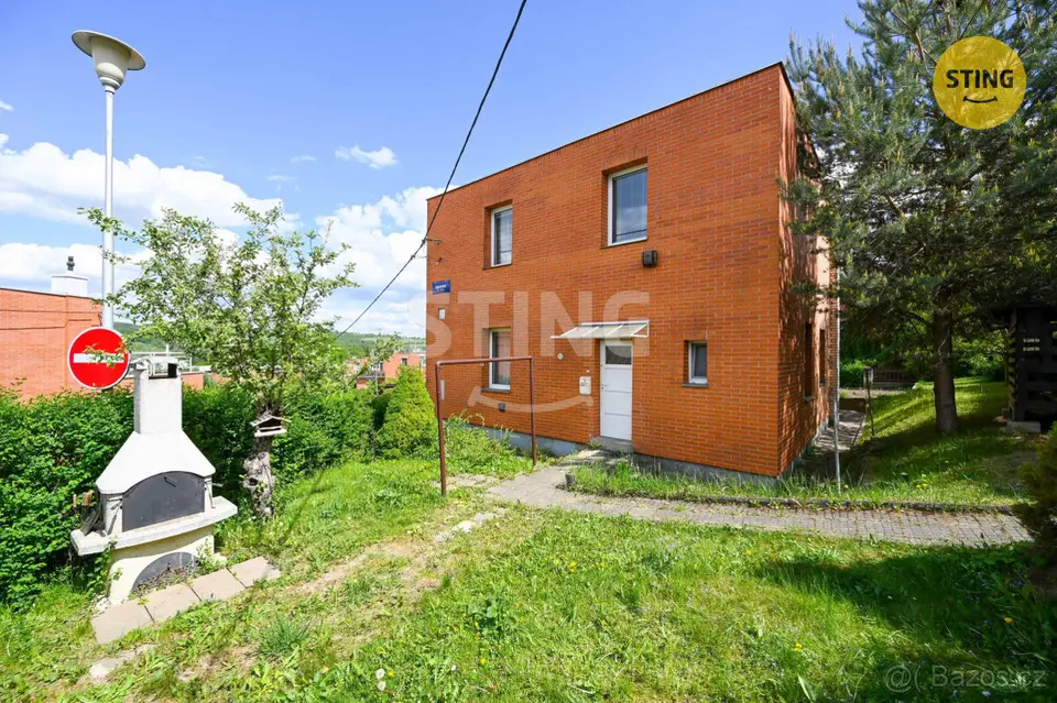 Baťovský půldomek 3+kk k rekonstrukci s menší zahrad, 135513