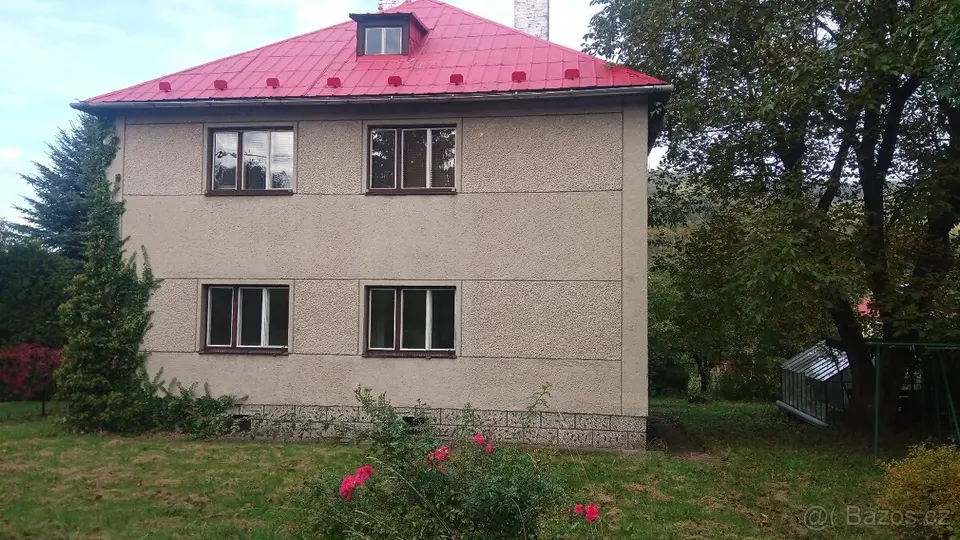 Pronájem s možností odkupu domu v Pražmu