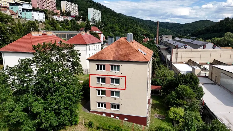 Prostorný byt 1+1, upravený na 2+1 v Adamově
