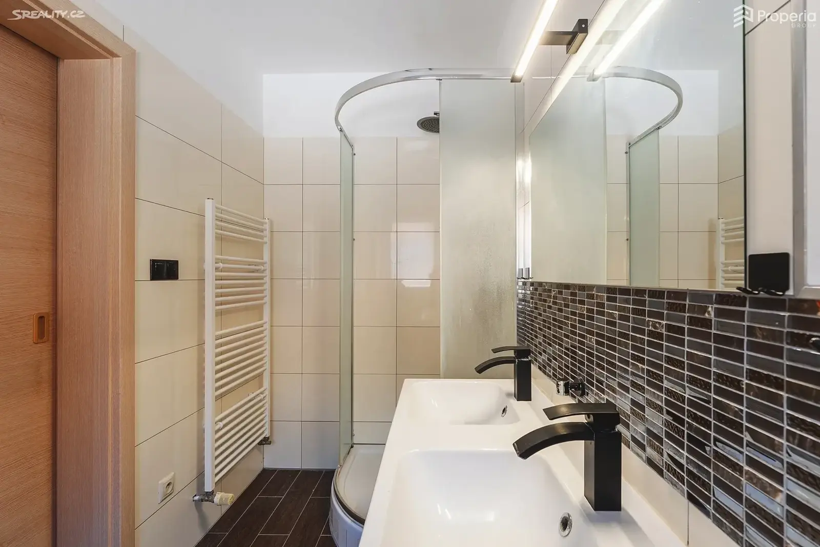 Pronájem domu 365 m², pozemek 818 m², Mokrá-Horákov